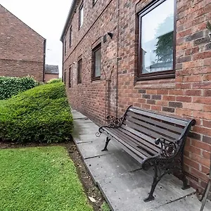 https://30-fewster-way-york.yorkshirehotels.net